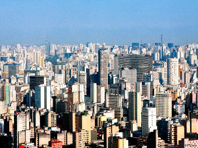 São Paulo, Brasil (c) Ari Oliveira